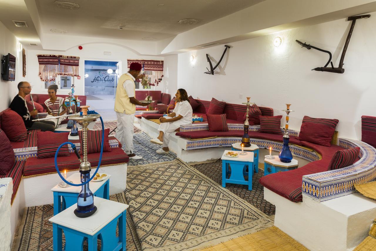 Hari Club Hotel 4*